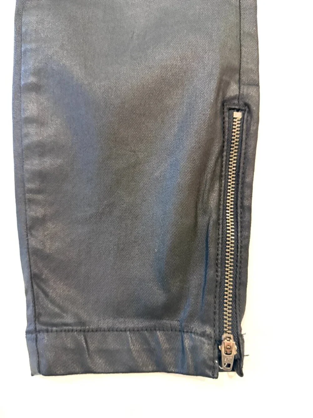 Joie "Park Skinny B" jeans, black coated denim, size 29 - Picture 8 of 9